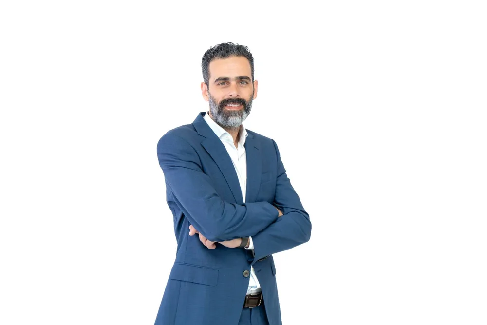 ابن ابراهيم عادل