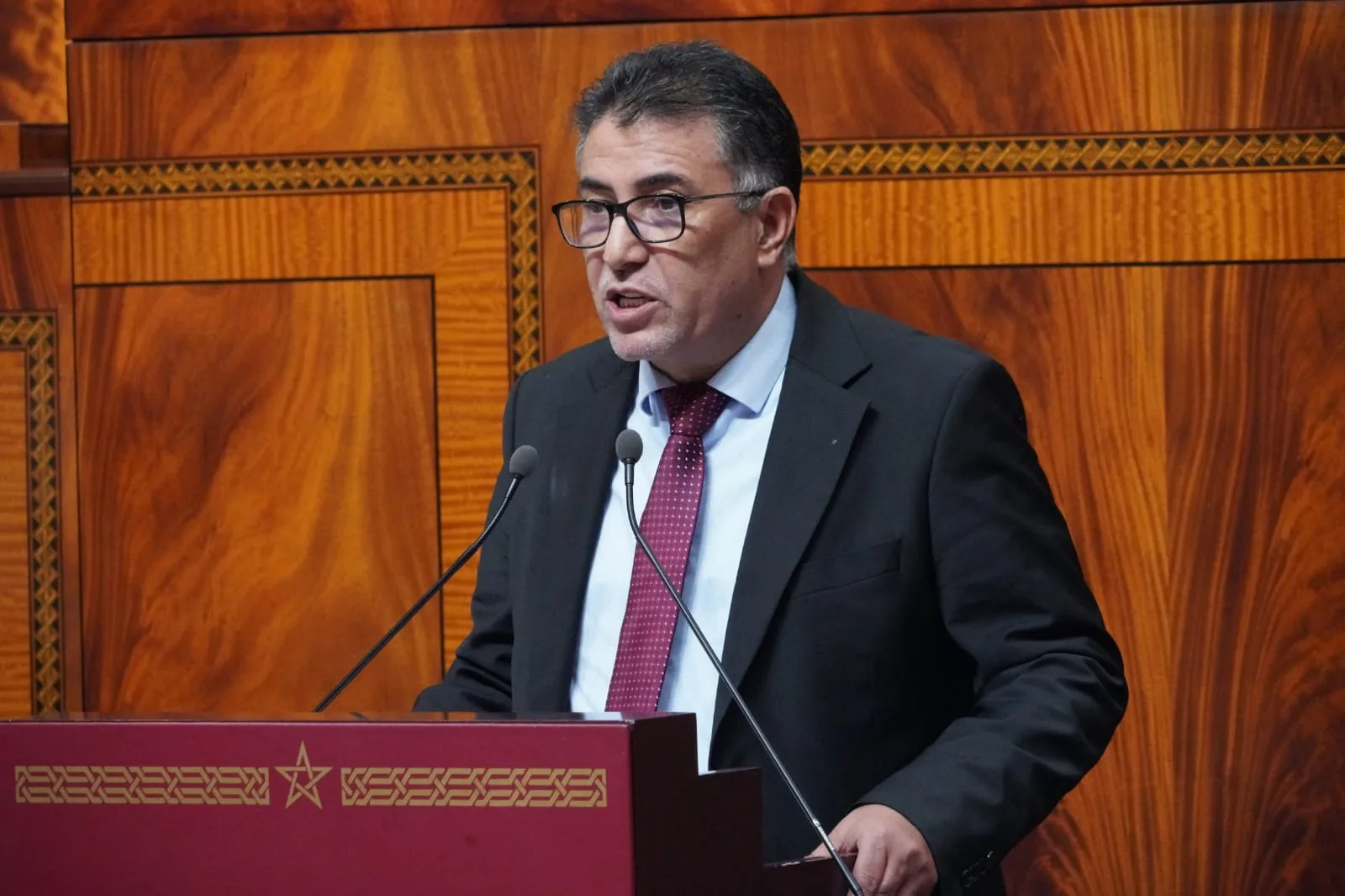 رشيد حموني : التعديل الحكومي بدون أثر و الحكومة أضاعت 13 مليار لاستيراد الأبقار والأغنام واللحوم.